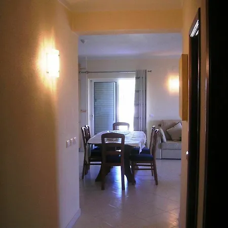 With 2 Bedrooms In Alvor, With Wonderful View, Pool Acc Alvor