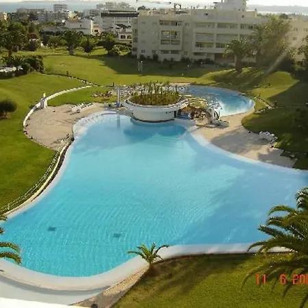 With 2 Bedrooms In Alvor, With Wonderful View, Pool Acc Apartment *