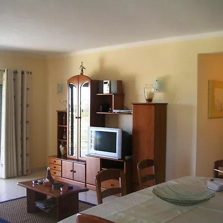 With 2 Bedrooms In Alvor, With Wonderful View, Pool Acc Apartment